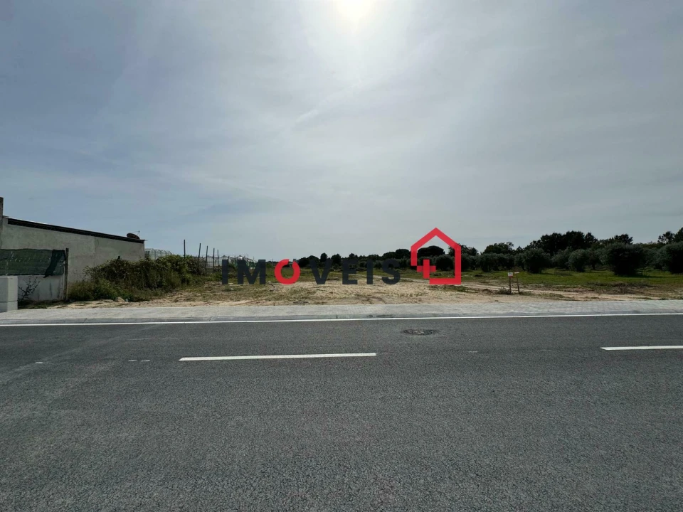 Terreno para Venda em Almeirim Foto 1