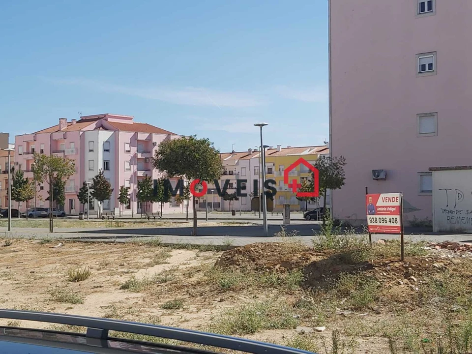 Terreno para Venda em Almeirim Foto 4
