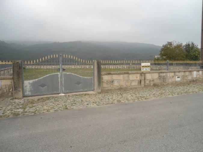 Terreno para Venda em Candemil e Gondar