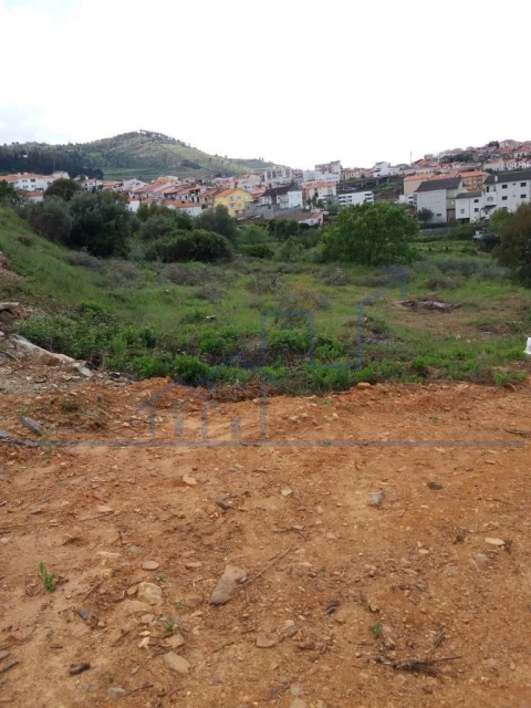 Terreno para Venda em Torre de Moncorvo