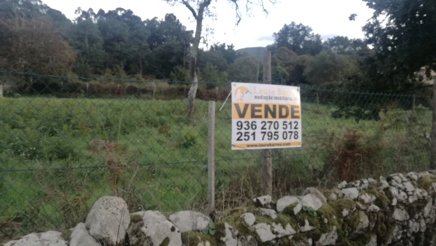 Terreno para Venda em Campos e Vila Meã Foto 2