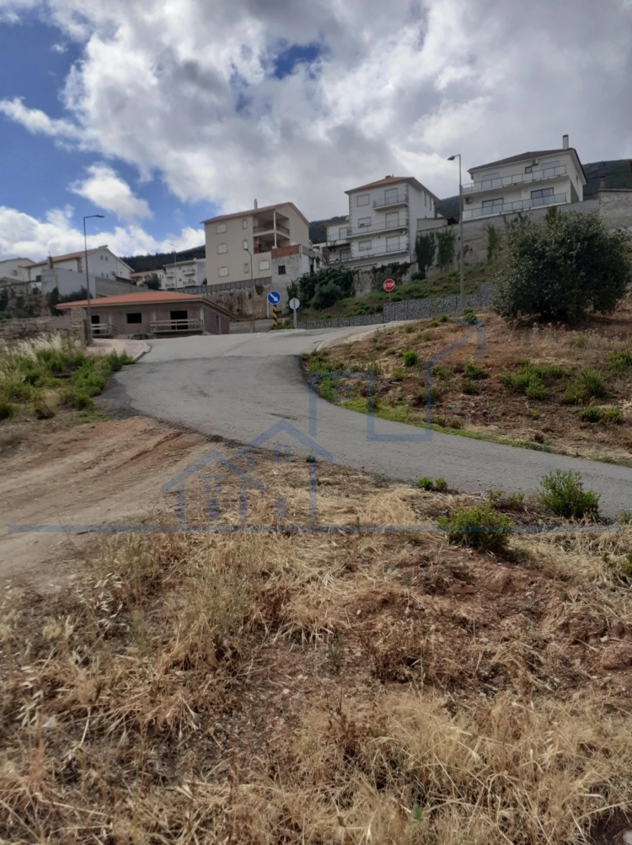 Terreno para Venda em Torre de Moncorvo Foto 1