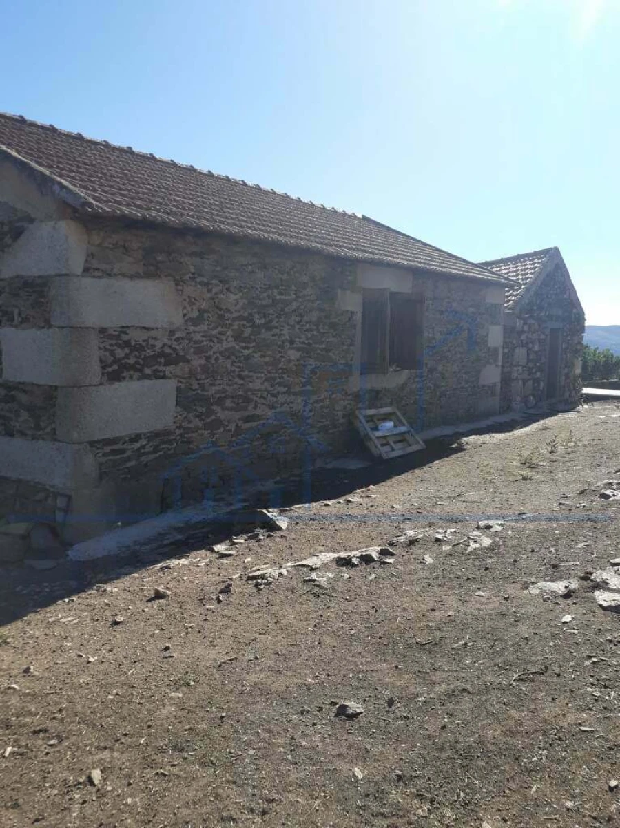 Terreno para Venda em Poiares Foto 2