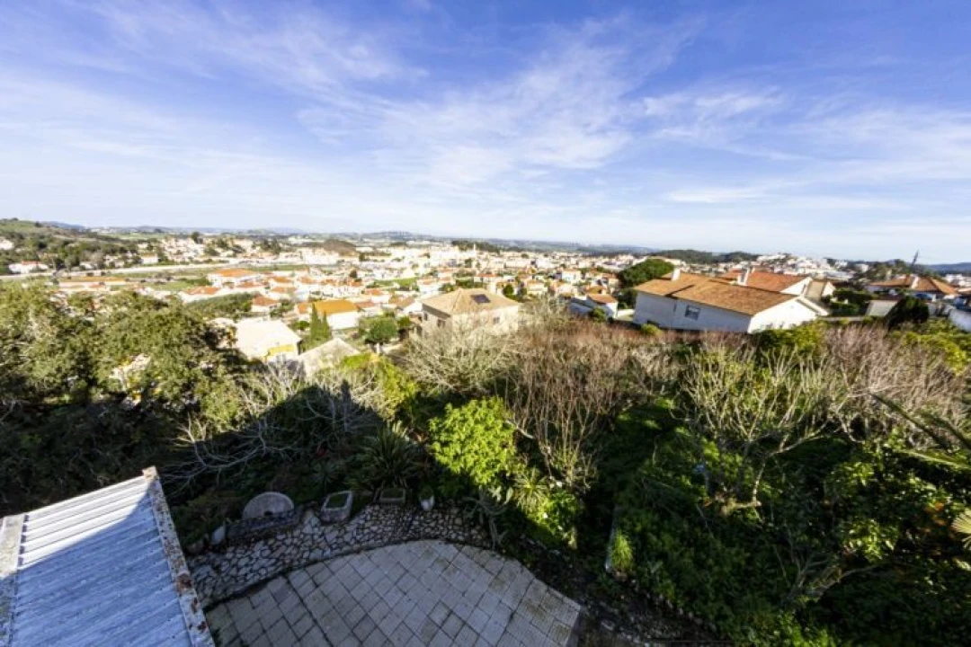 Terreno para Venda em Venda do Pinheiro e Santo Estêvão das Galés Foto 2