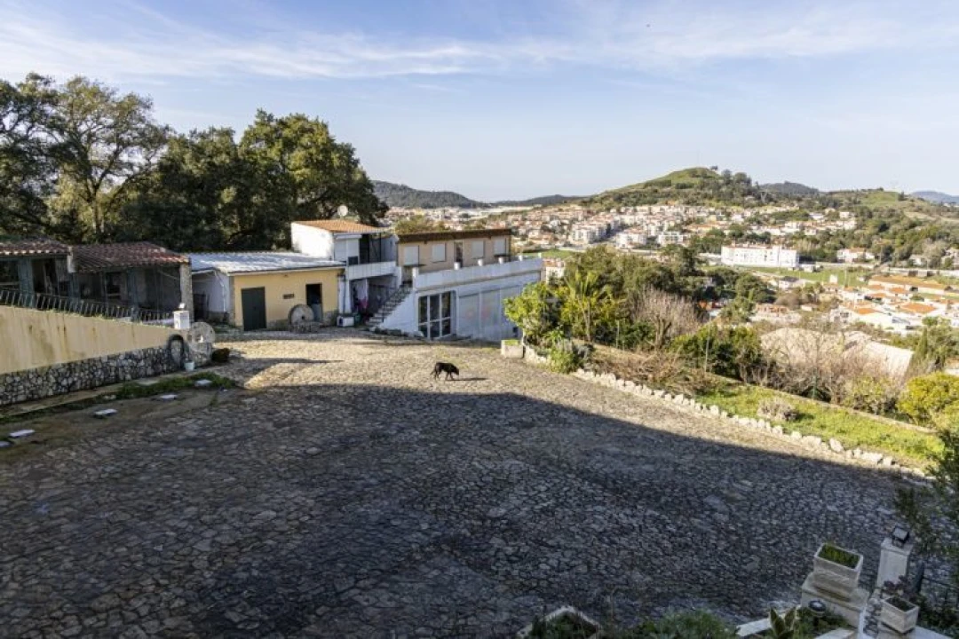 Terreno para Venda em Venda do Pinheiro e Santo Estêvão das Galés Foto 13