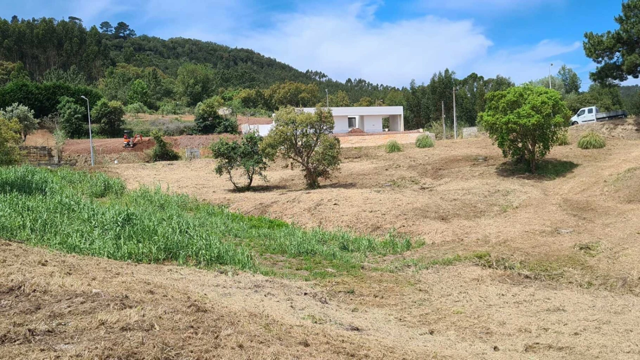 Terreno para Venda em Enxara do Bispo, Gradil e Vila Franca do Rosário Foto 4