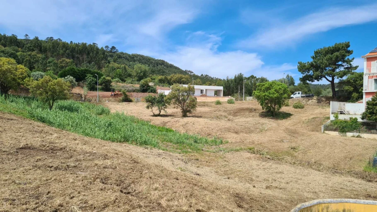 Terreno para Venda em Enxara do Bispo, Gradil e Vila Franca do Rosário Foto 3