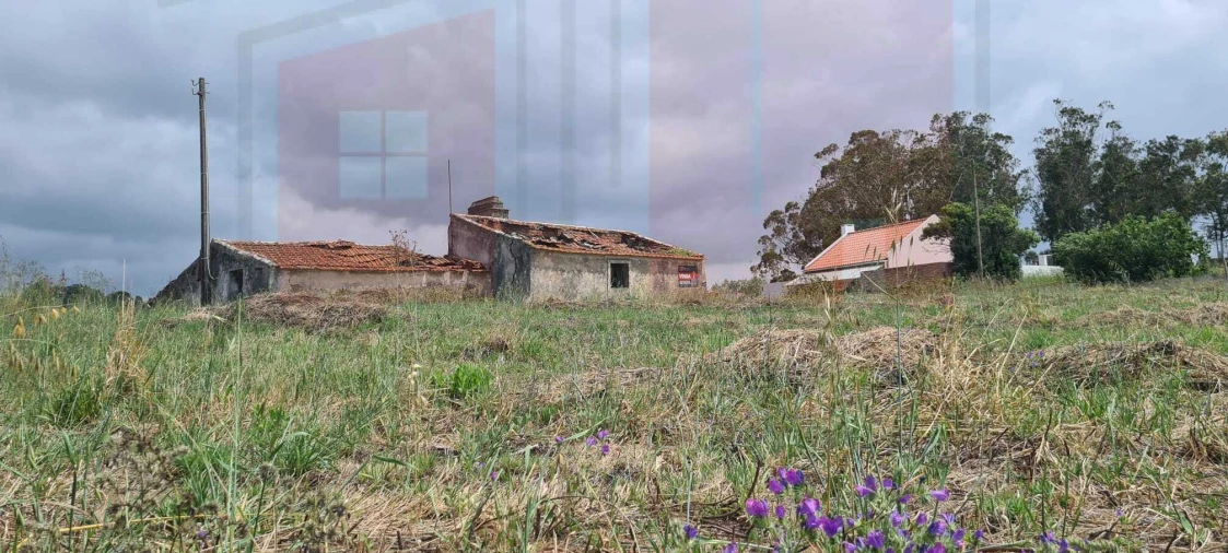 Terreno para Venda em Venda do Pinheiro e Santo Estêvão das Galés Foto 2