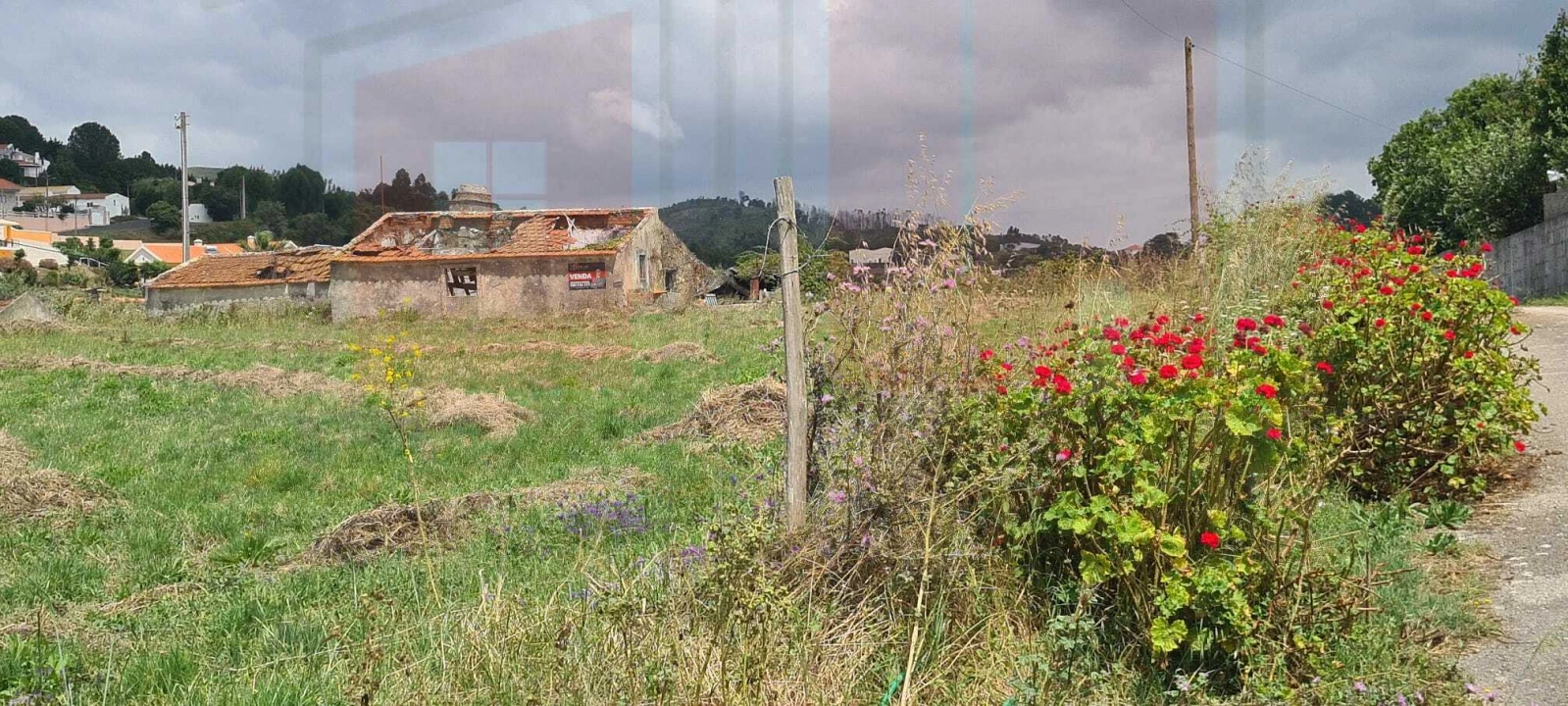 Terreno para Venda em Venda do Pinheiro e Santo Estêvão das Galés Foto 1