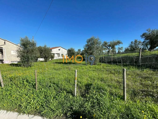 Terreno para Venda em Nossa Senhora das Misericordias Foto 8