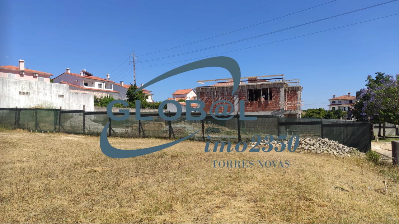 Terreno para Venda em Torres Novas (Santa Maria, Salvador e Santiago) Foto 3