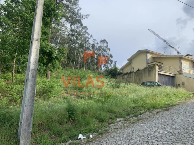 Terreno para Venda em Paço de Sousa Foto 11