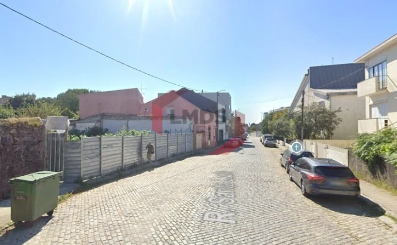 Terreno para Venda em Ramalde Foto 4