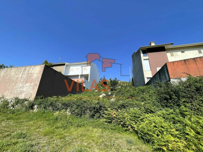 Terreno para Venda em Parada de Todeia Foto 10