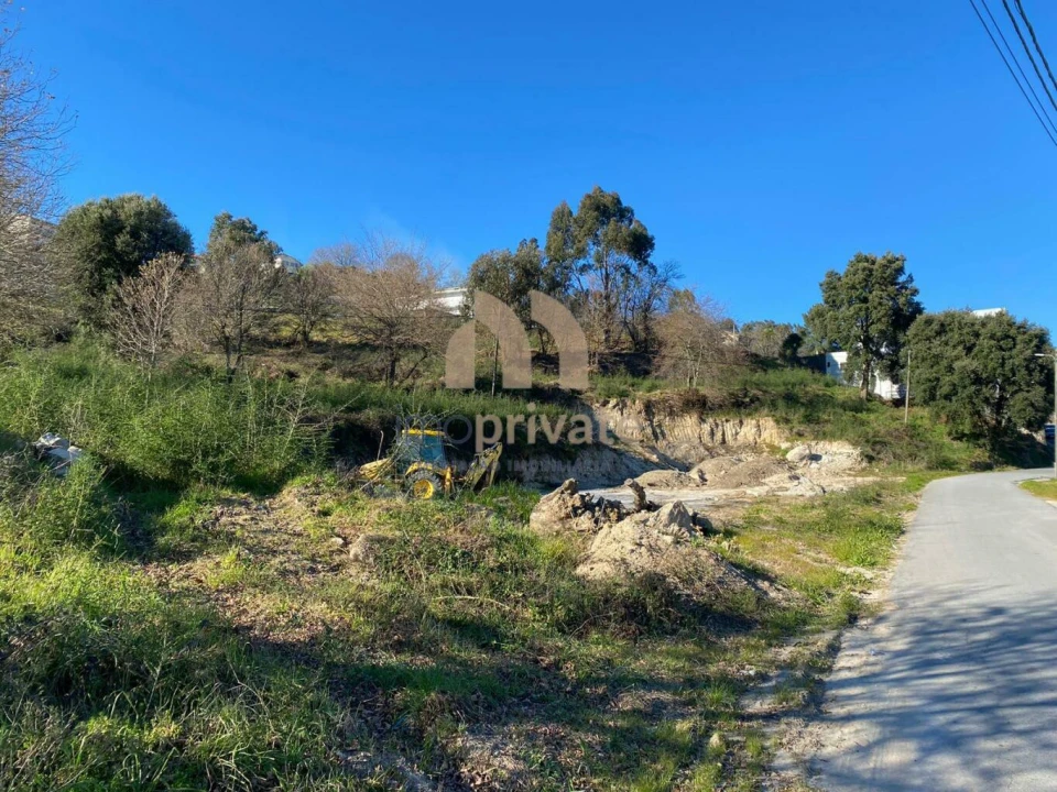 Terreno para Venda em Torrados e Sousa Foto 5
