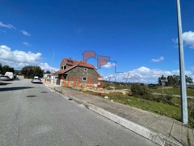 Terreno para Venda em Paredes Foto 1