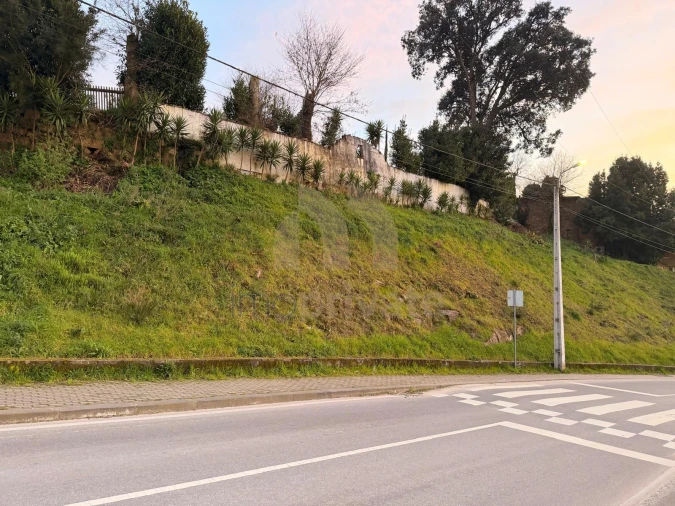 Terreno para Venda em Vilarinho Foto 7