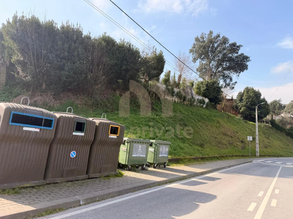 Terreno para Venda em Vilarinho Foto 4