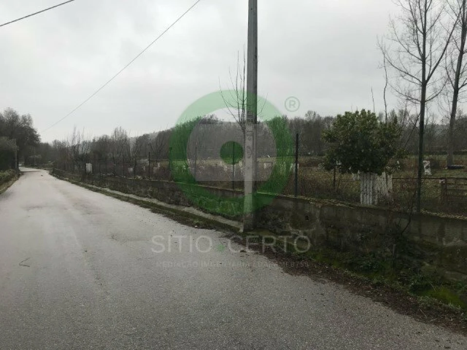 Terreno para Venda em Sonim e Barreiros Foto 2