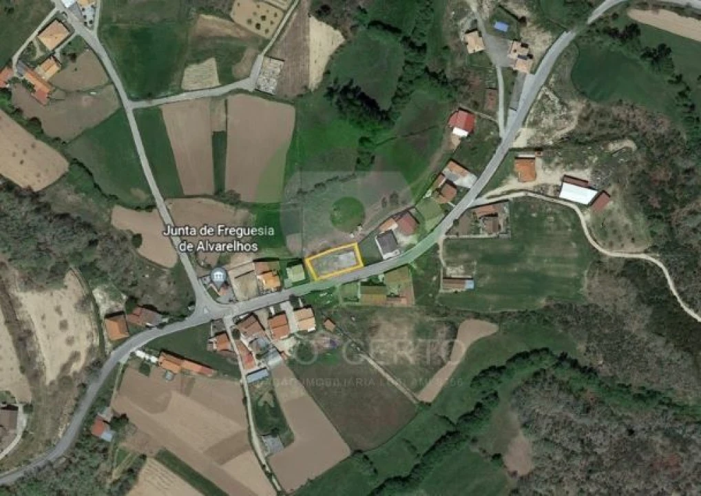 Terreno para Venda em Tinhela e Alvarelhos Foto 2