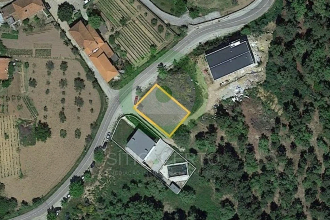 Terreno para Venda em Santa Maria Maior Foto 1