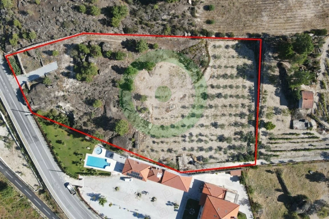 Terreno para Venda em Vilarandelo Foto 2