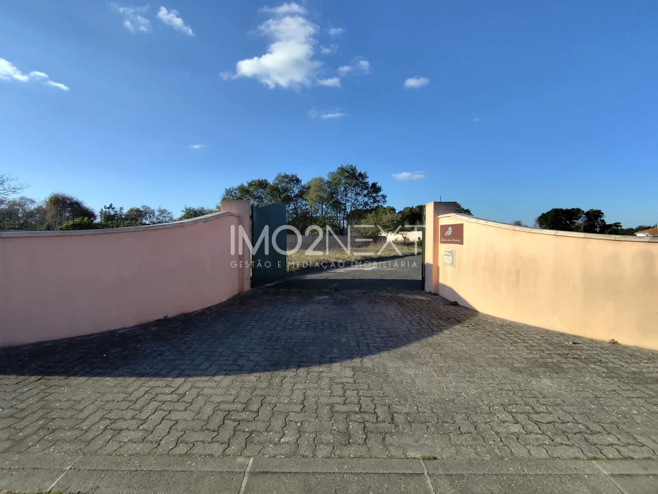 Terreno para Venda em Maceira Foto 1
