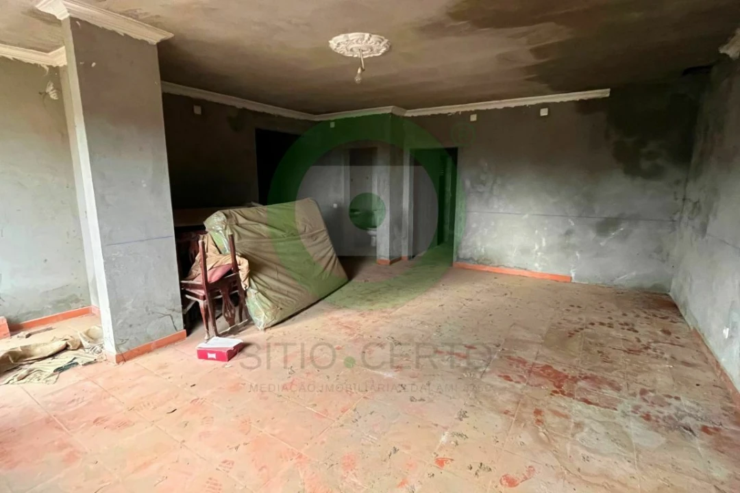 Terreno para Venda em Lebução, Fiães e Nozelos Foto 8