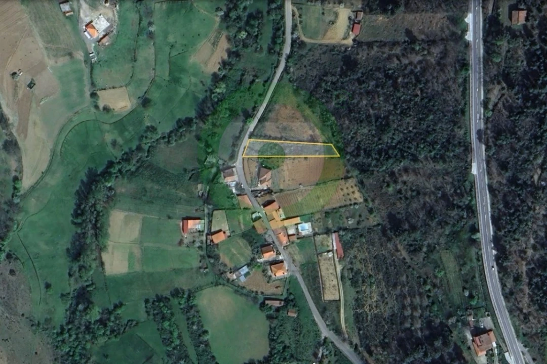 Terreno para Venda em Vinhais Foto 3