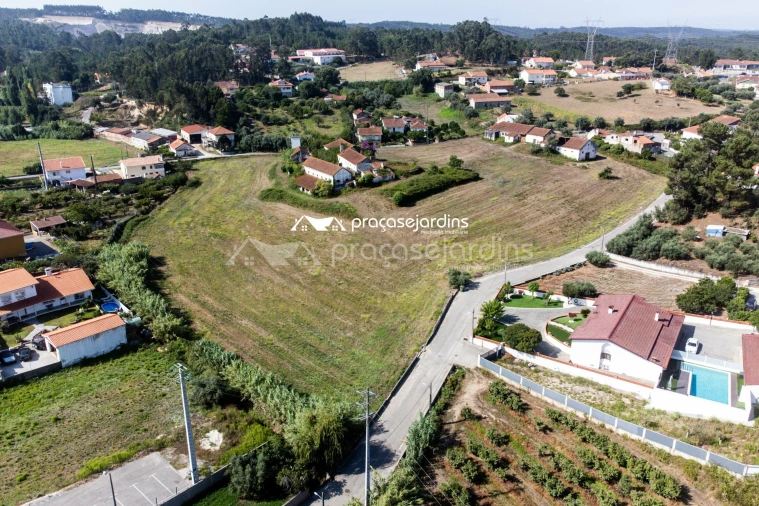 Terreno para Venda em Juncal Foto 3