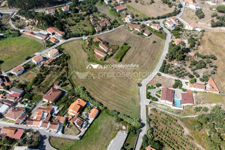 Terreno para Venda em Juncal Foto 15