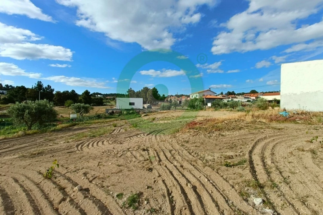 Terreno para Venda em Valpaços e Sanfins Foto 4