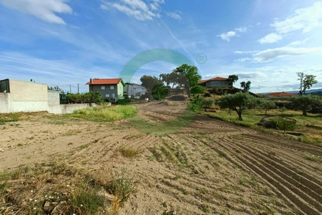 Terreno para Venda em Valpaços e Sanfins Foto 2