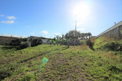 Terreno para Venda em Caranguejeira