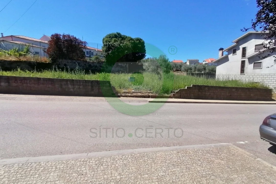 Terreno para Venda em Murça Foto 3