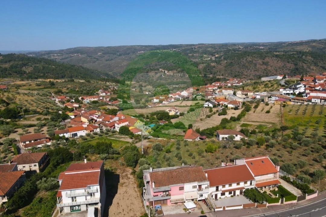 Terreno para Venda em Rebordelo Foto 3