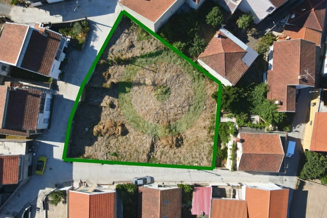 Terreno para Venda em Rebordelo Foto 1