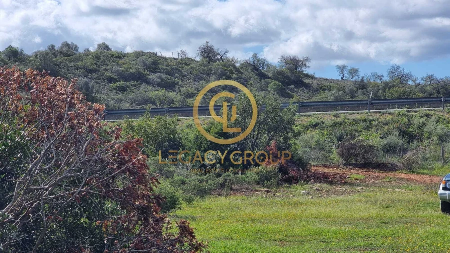 Terreno para Venda em Santa Barbara de Nexe Foto 11