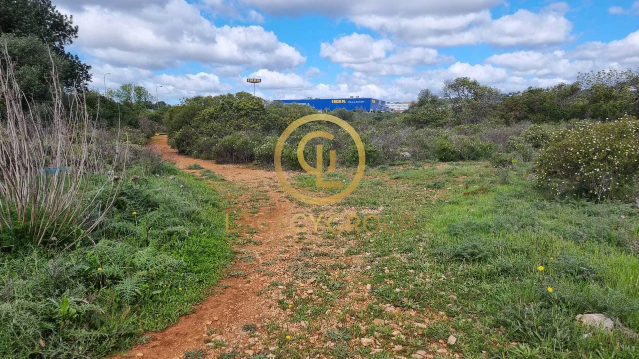 Terreno para Venda em Santa Barbara de Nexe Foto 12