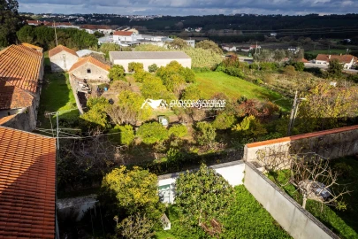 Terreno para Venda em Parceiros e Azoia