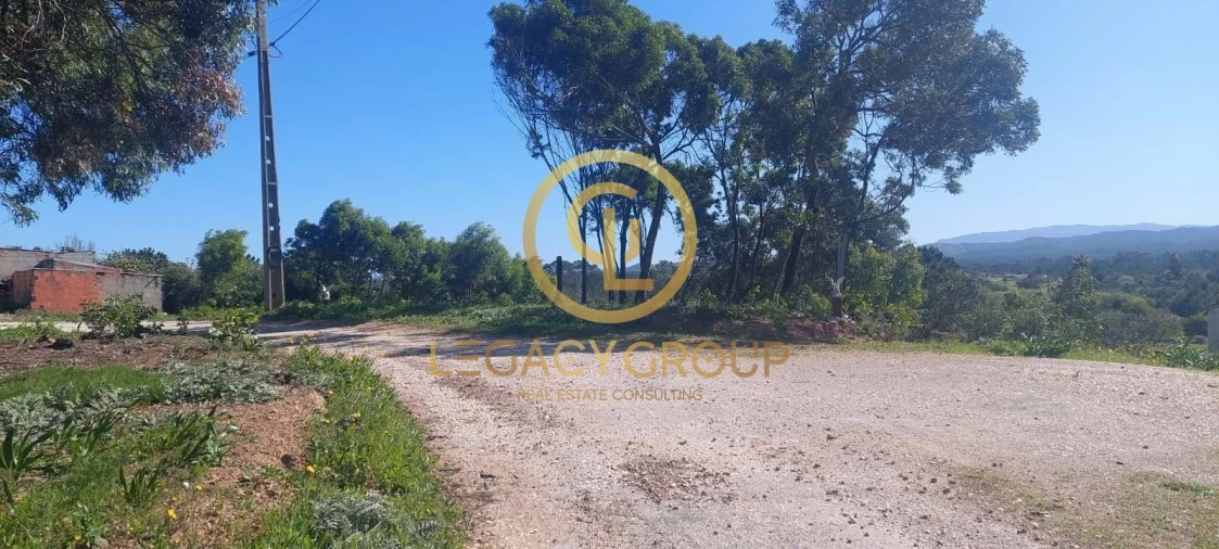 Terreno para Venda em Rogil Foto 1