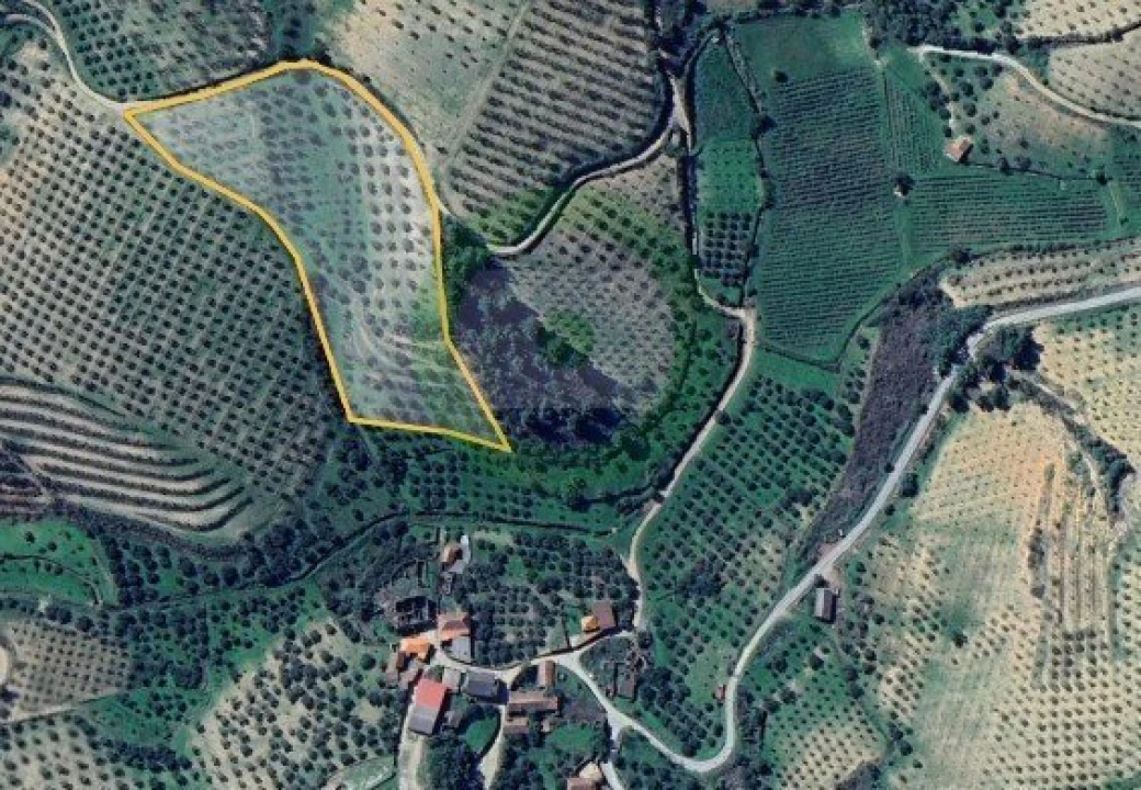 Terreno para Venda em Agua Reves e Crasto Foto 1