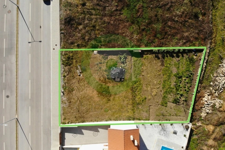 Terreno para Venda em Carrazedo de Montenegro e Curros Foto 3