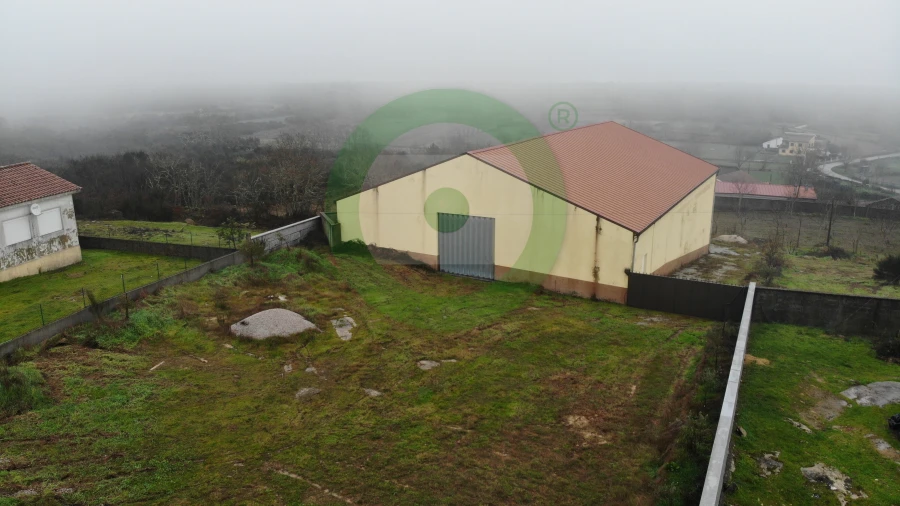 Terreno para Venda em Nogueira da Montanha Foto 2