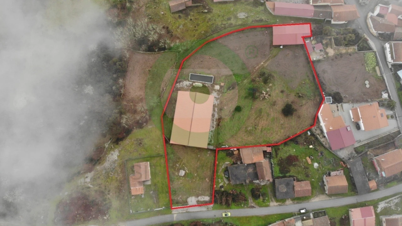Terreno para Venda em Nogueira da Montanha Foto 1