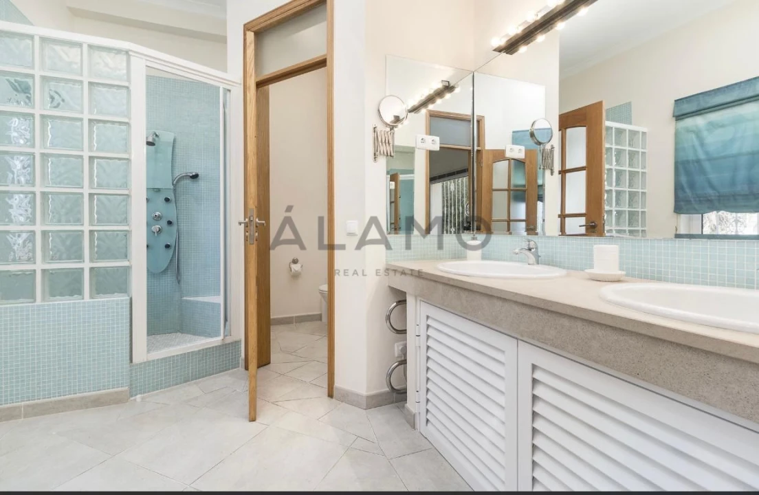 Moradia T7 para Venda em Loule (São Clemente) Foto 34