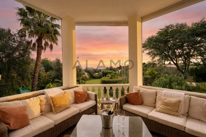 Moradia T7 para Venda em Loule (São Clemente)