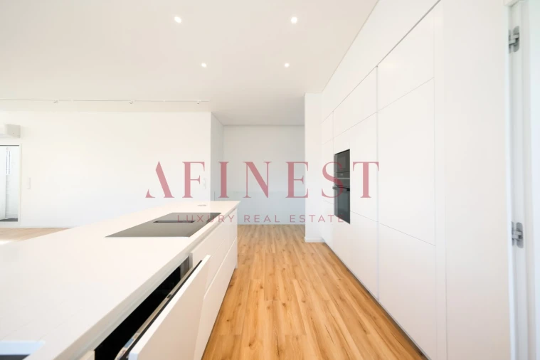 Apartamento T3 para Arrendamento em Carcavelos e Parede Foto 9