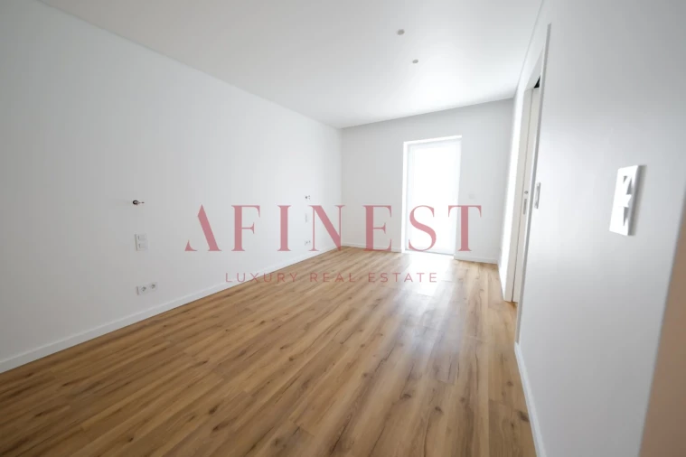 Apartamento T3 para Arrendamento em Carcavelos e Parede Foto 29