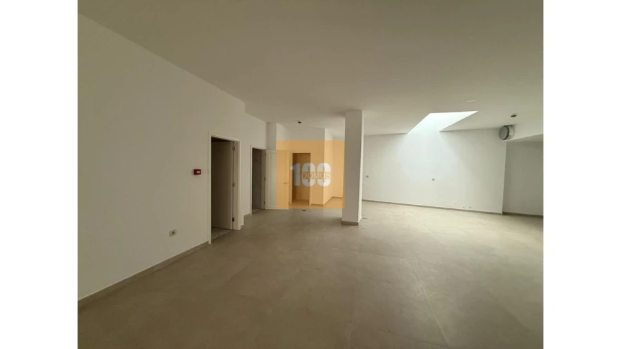 Negócio para Arrendamento em Cidade da Maia Foto 7